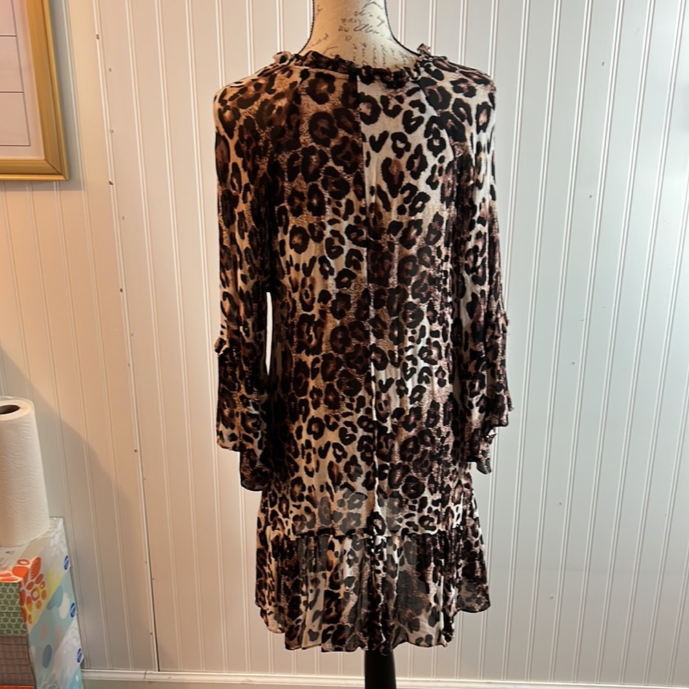 Dress - Picture 2 of 4